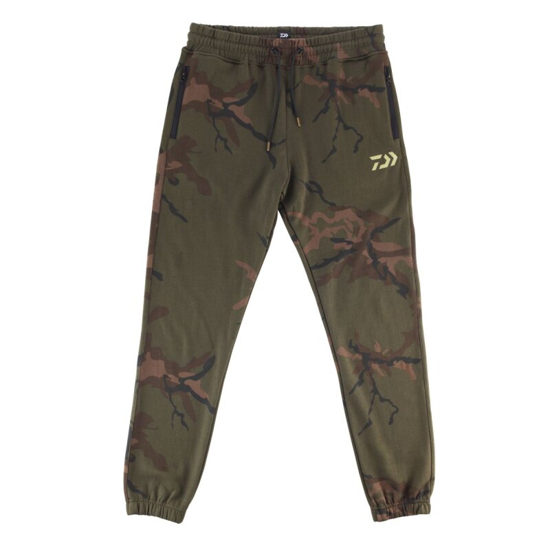 DAIWA Carp Camo Joggers XL in green camo pattern with elastic waistband, zippered pockets, and tapered cuffs, ideal for outdoor activities.